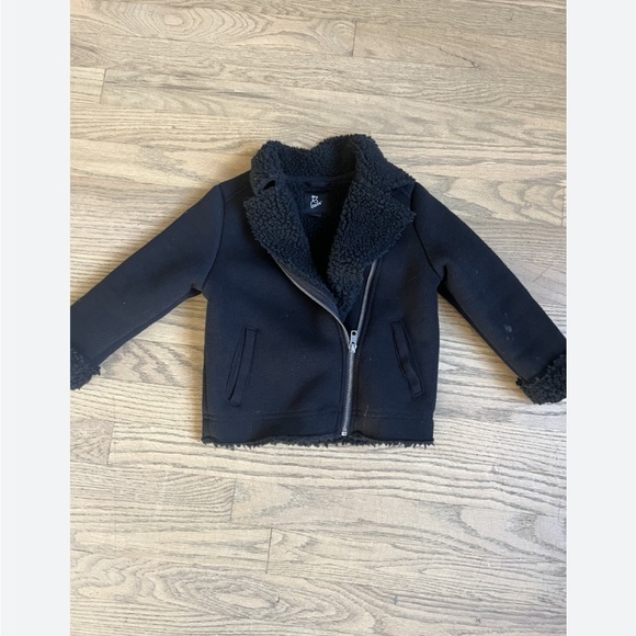 Black Sherpa-lined Moto Jacket with zipper - Picture 3 of 3